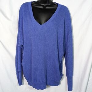 Tahari 100% Fine Merino Wool V-Neck Luxurious Soft Cozy Lightweight Sz XL